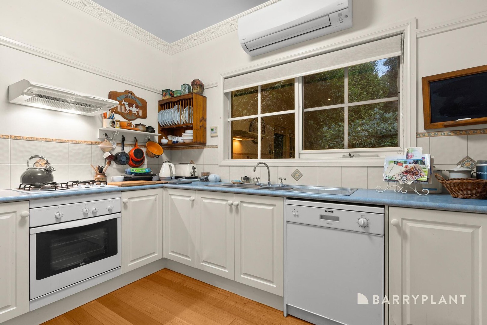 118 Emerald Monbulk Road, Emerald, VIC 3782, Emerald - Thumbnail 7