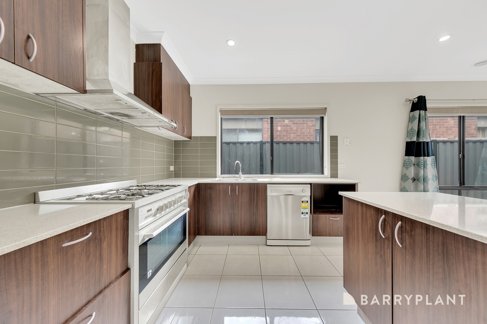 118 Everard Road, Mernda, VIC 3754 - Thumbnail 1 - 29/01/2025