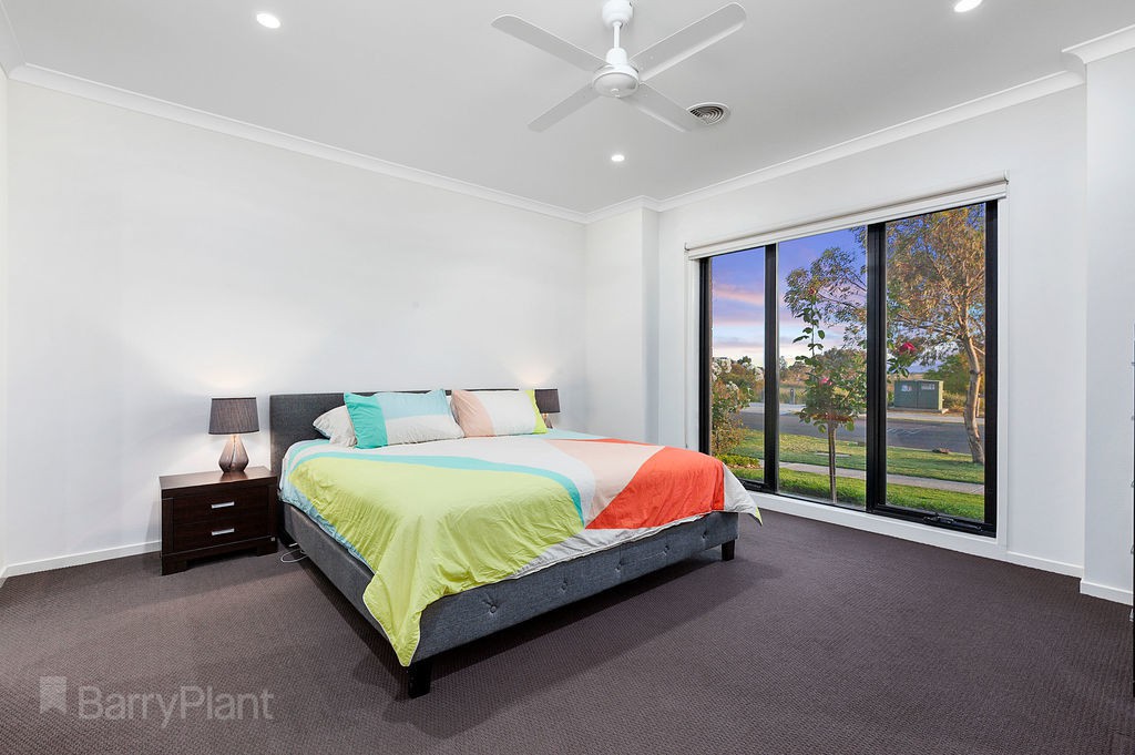 118 Fongeo Drive, Point Cook, VIC 3030, Point Cook - Thumbnail 8