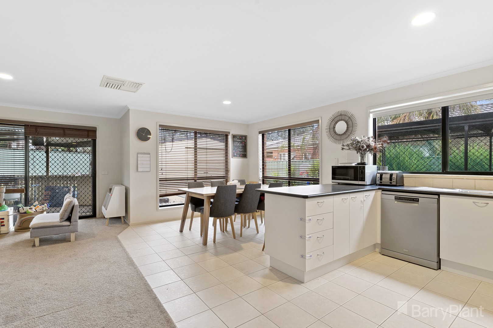 118 Osborne Street, Spring Gully, VIC 3550, Spring Gully - Thumbnail 4
