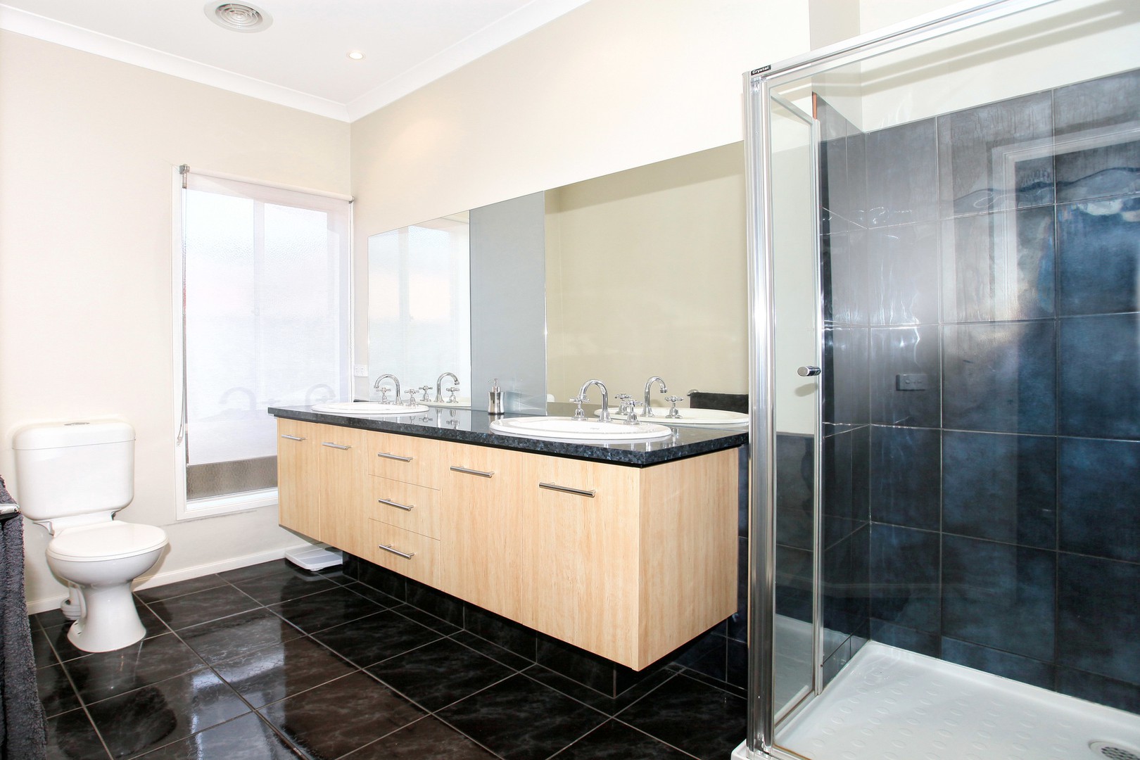 118 Royal Terrace, Craigieburn, VIC 3064, Craigieburn - Thumbnail 7