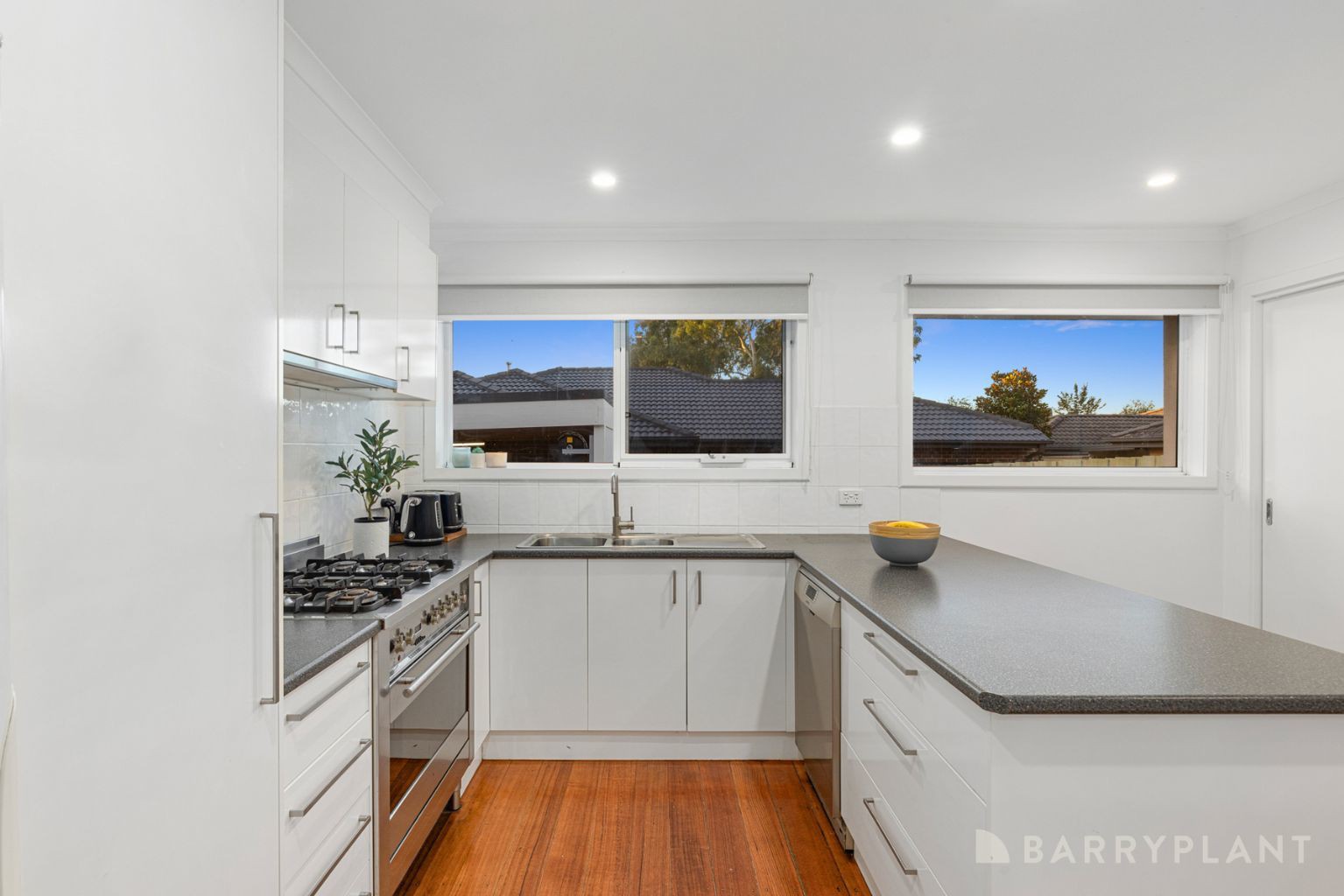 119 Cambridge Road, Mooroolbark, VIC 3138, Mooroolbark - Thumbnail 3