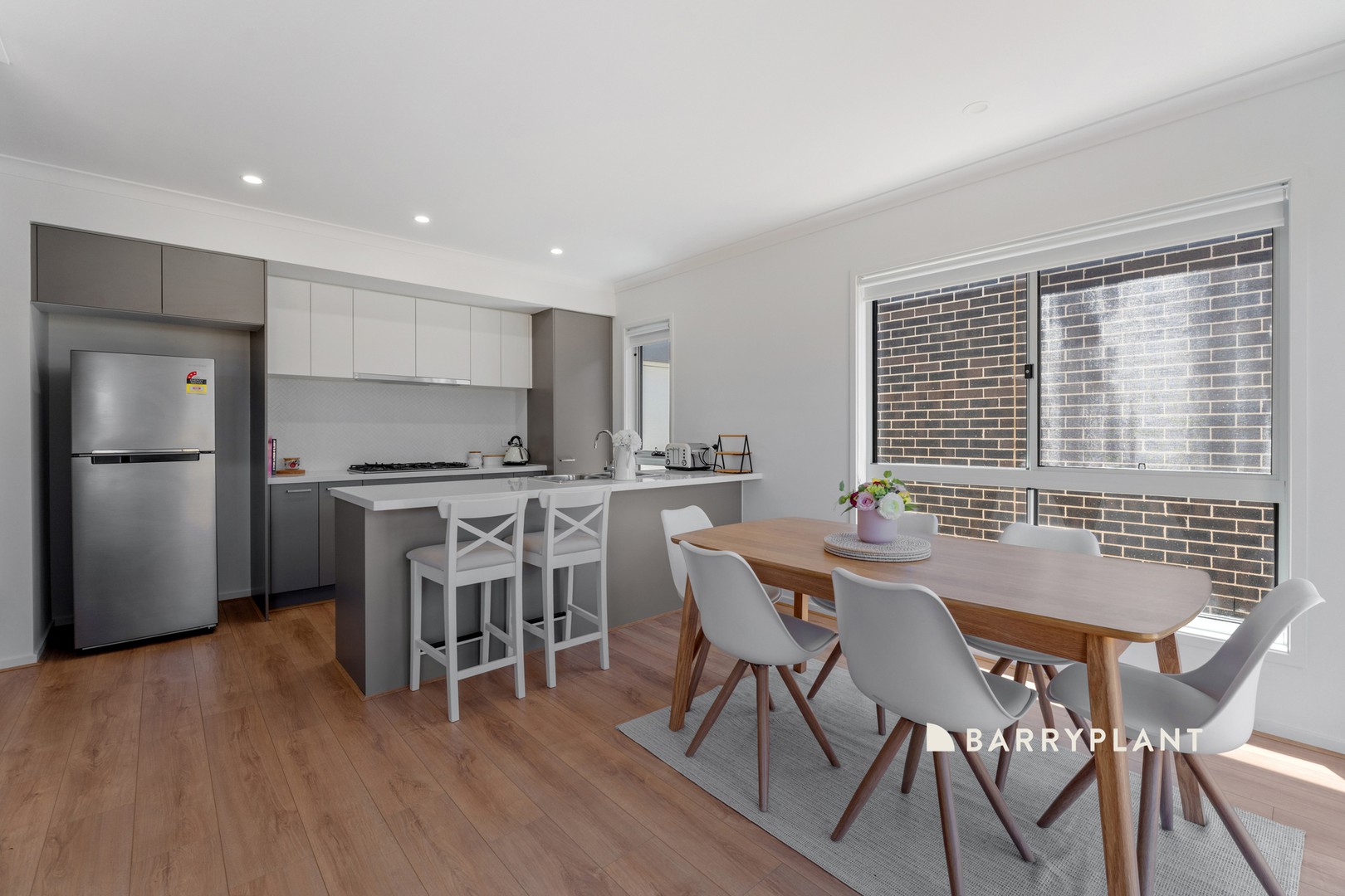 119 Carora Circuit, Clyde North, VIC 3978 - Thumbnail 2 - 13/12/2024