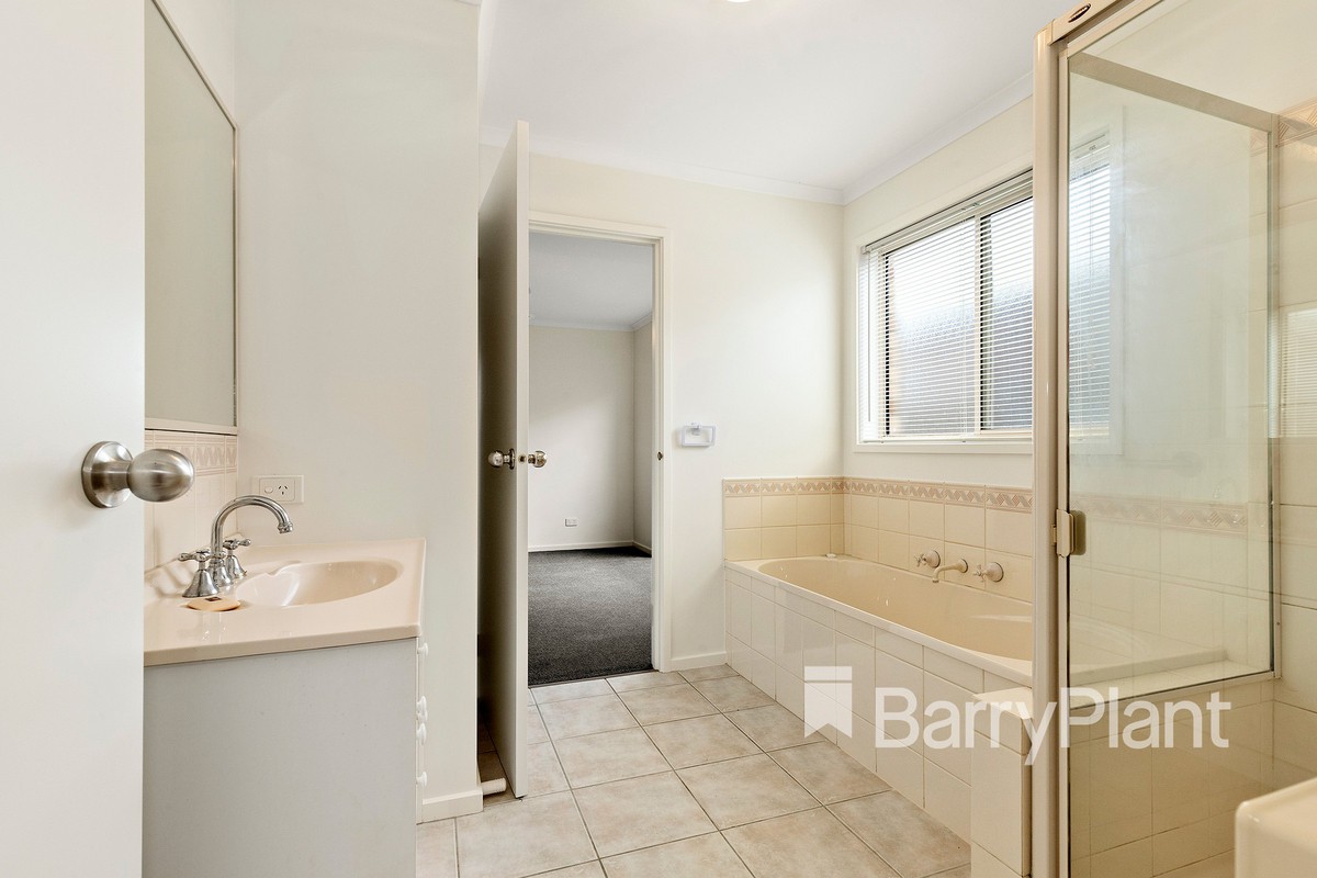 119 Fourth Avenue, Rosebud, VIC 3939, Rosebud - Thumbnail 8