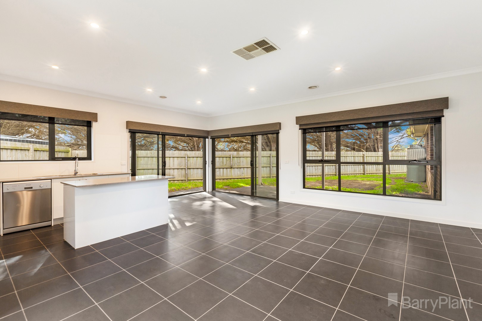 11a Kirribilli Crescent, Wallan, VIC 3756, Wallan - Thumbnail 4