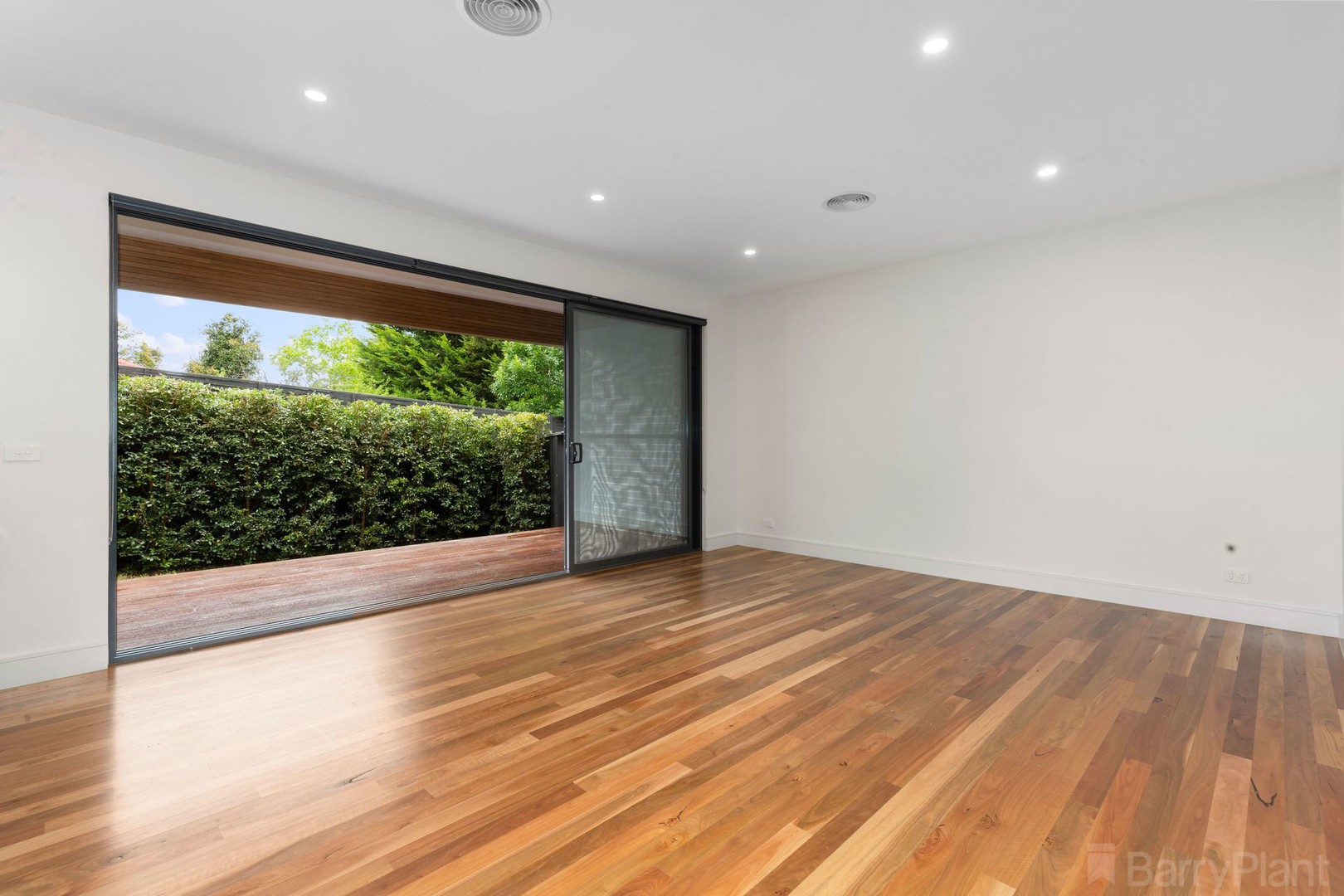 11a Leonard Street, Ringwood, VIC 3134 - Thumbnail 1 - 18/11/2021