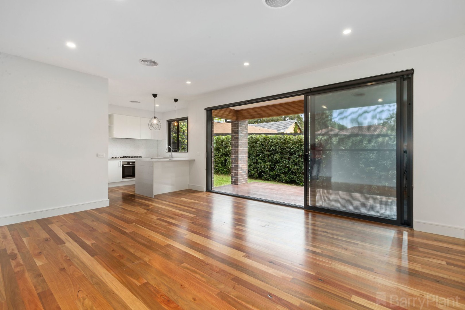 11a Leonard Street, Ringwood, VIC 3134 - Thumbnail 2 - 18/11/2021