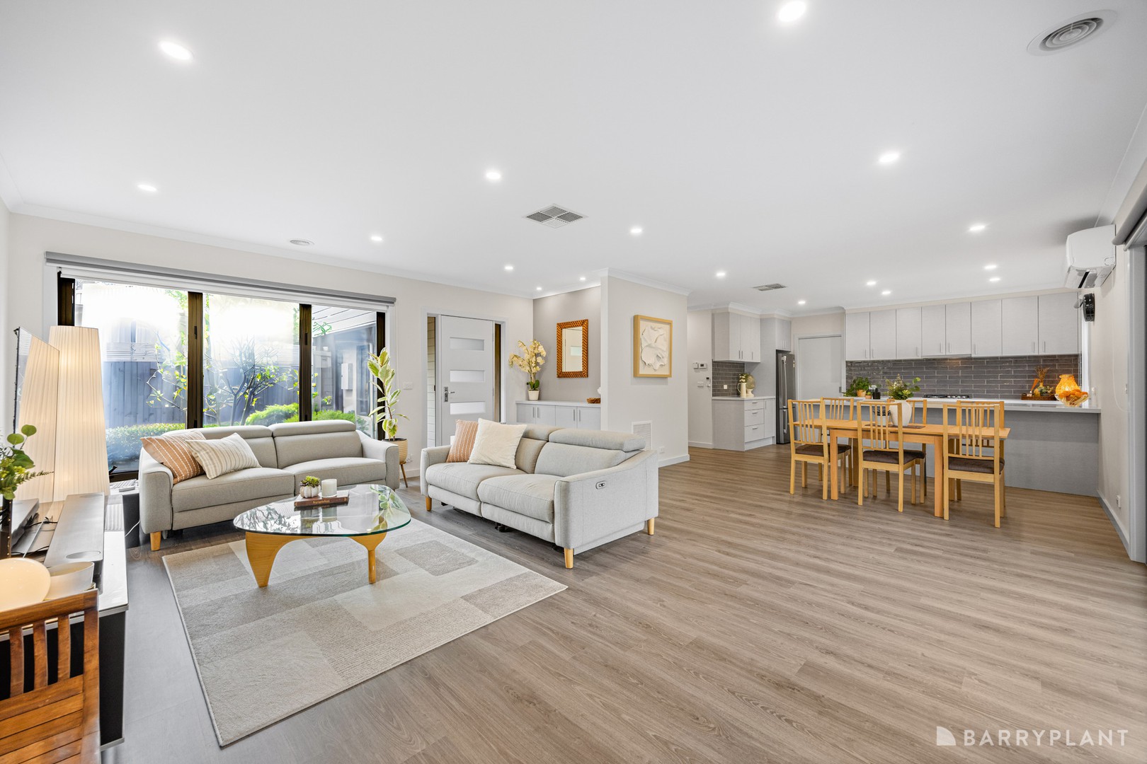 11A Melton Grove, Croydon, VIC 3136 - Thumbnail 2 - 28/04/2025