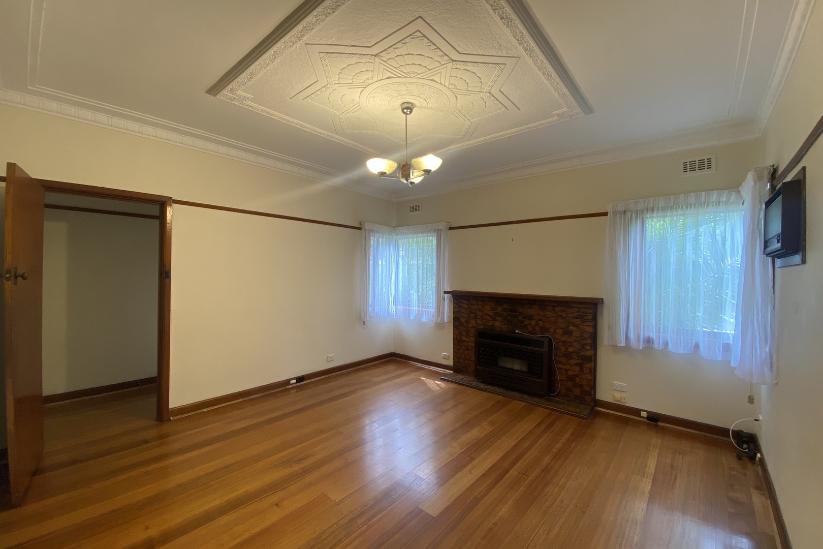 11A Sharpe Street, Reservoir, VIC 3073 - Thumbnail 1 - 27/03/2026