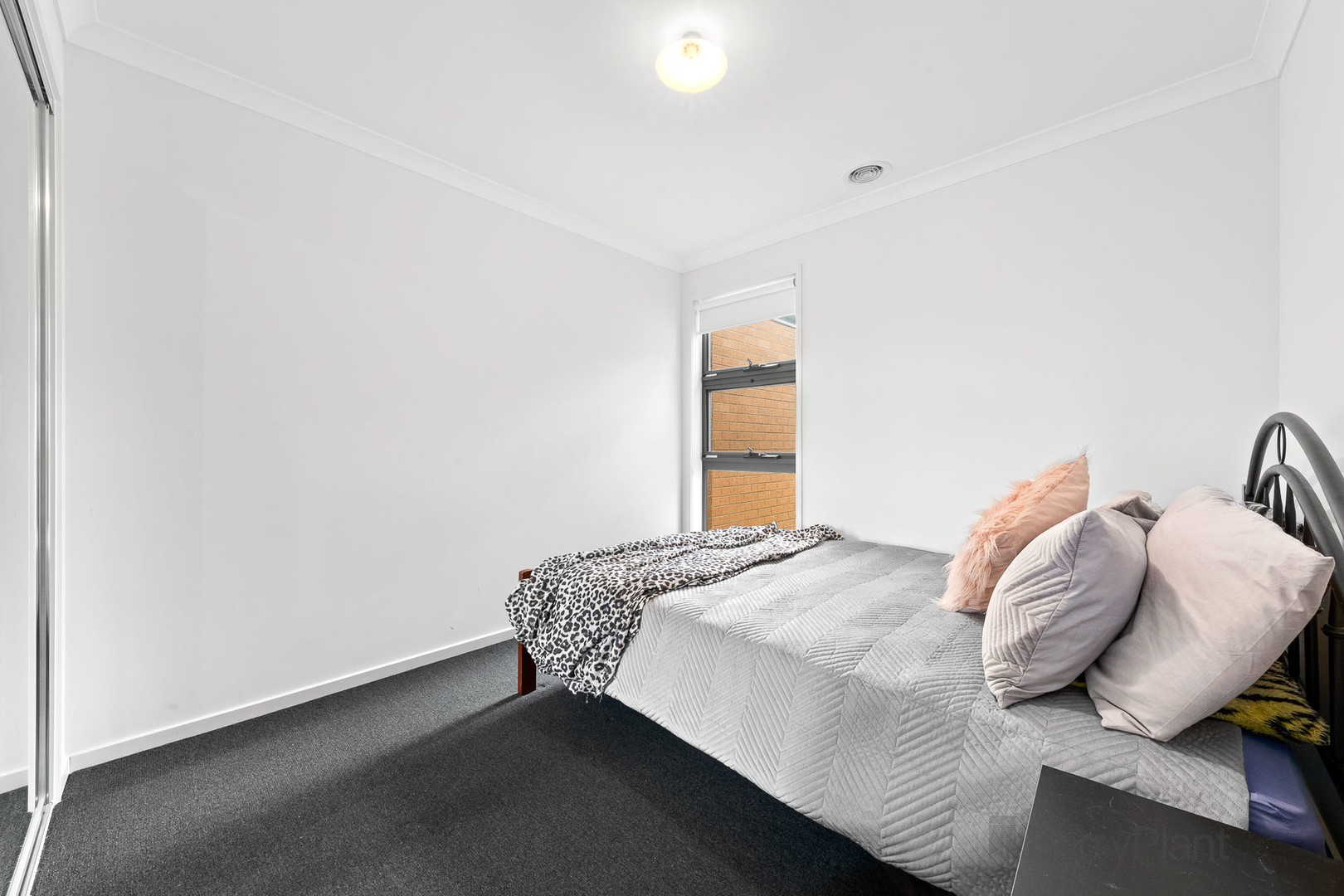 11B Thoroughbred Drive, Clyde North, VIC 3978, Clyde North - Thumbnail 7
