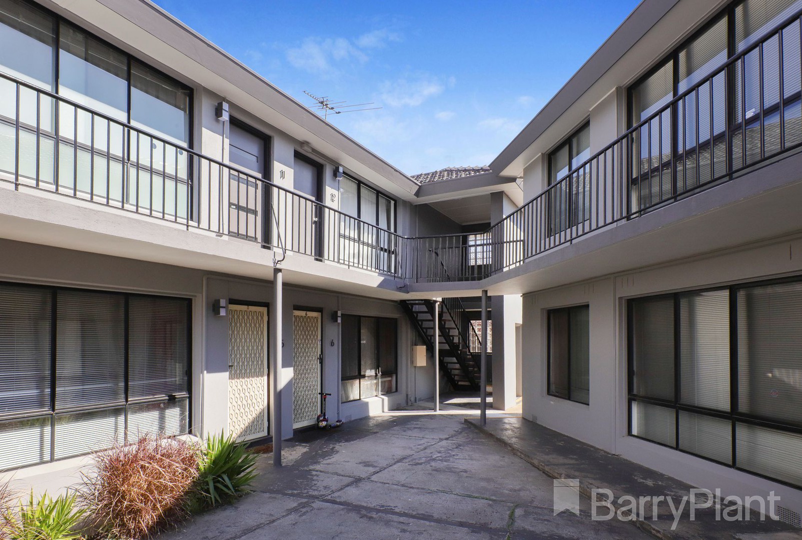 12/101 Ballarat RoadMaidstone, VIC 3012, Maidstone - Thumbnail 2