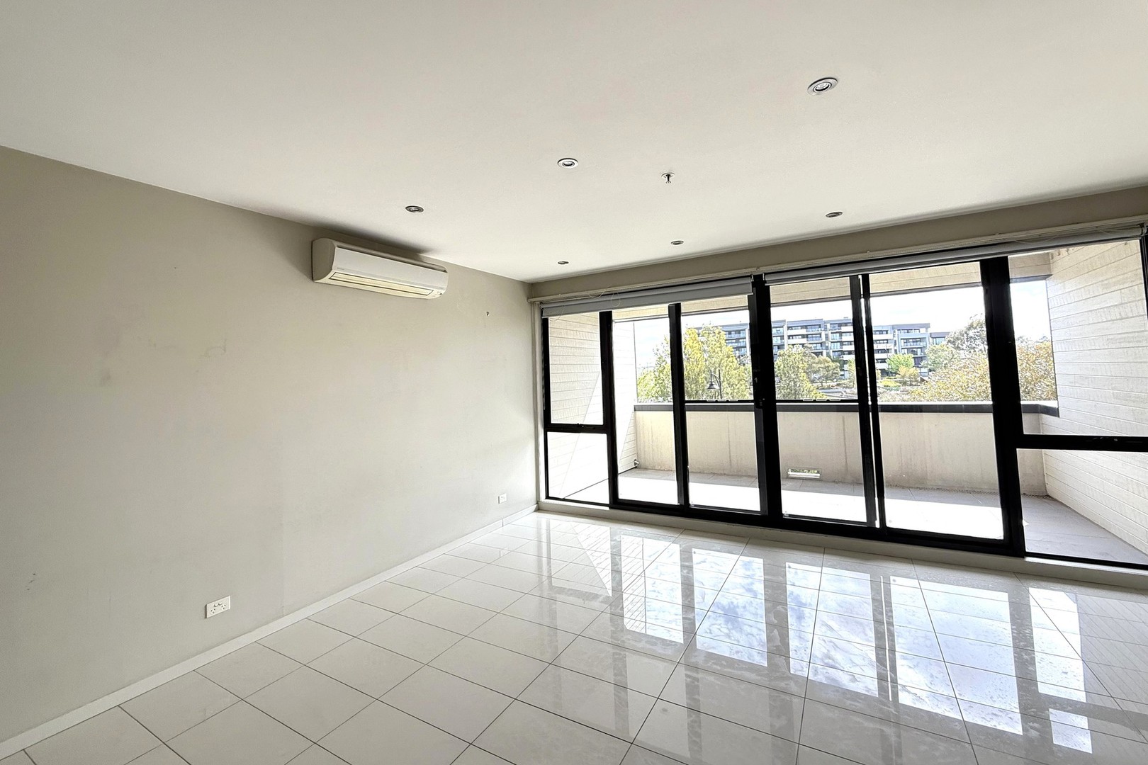12/11 Monckton Place, Caroline Springs, VIC 3023, Caroline Springs - Thumbnail 2