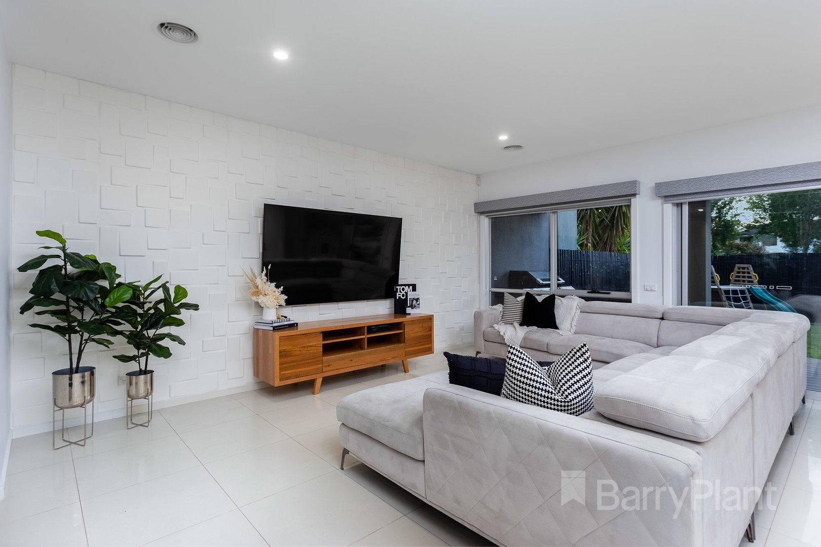 12/110 Sanctuary Lakes North Boulevard, Point Cook, VIC 3030, Point Cook - Thumbnail 8