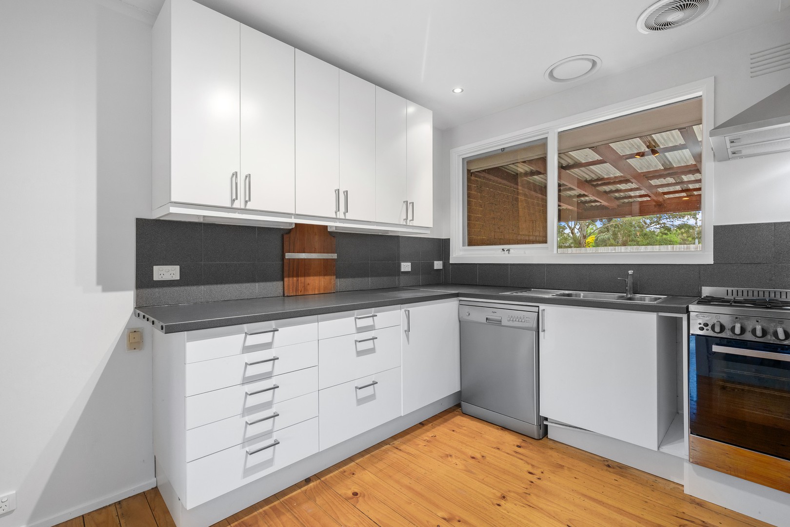 12/16-18 Hamilton Street, Bayswater North, VIC 3153, Bayswater North - Thumbnail 2
