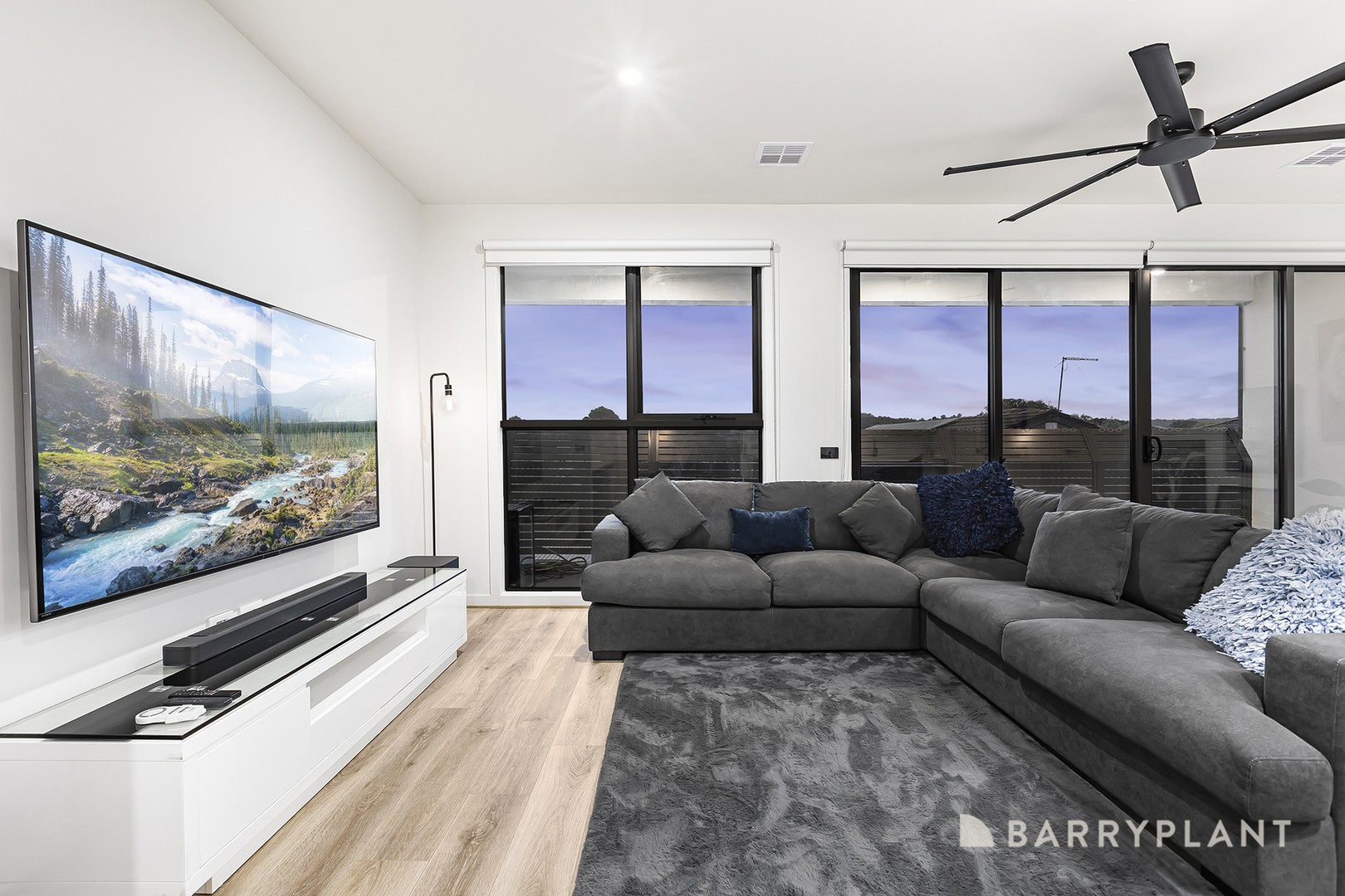 12/17 McComb Street, Lilydale, VIC 3140 - Thumbnail 2 - 20/02/2025