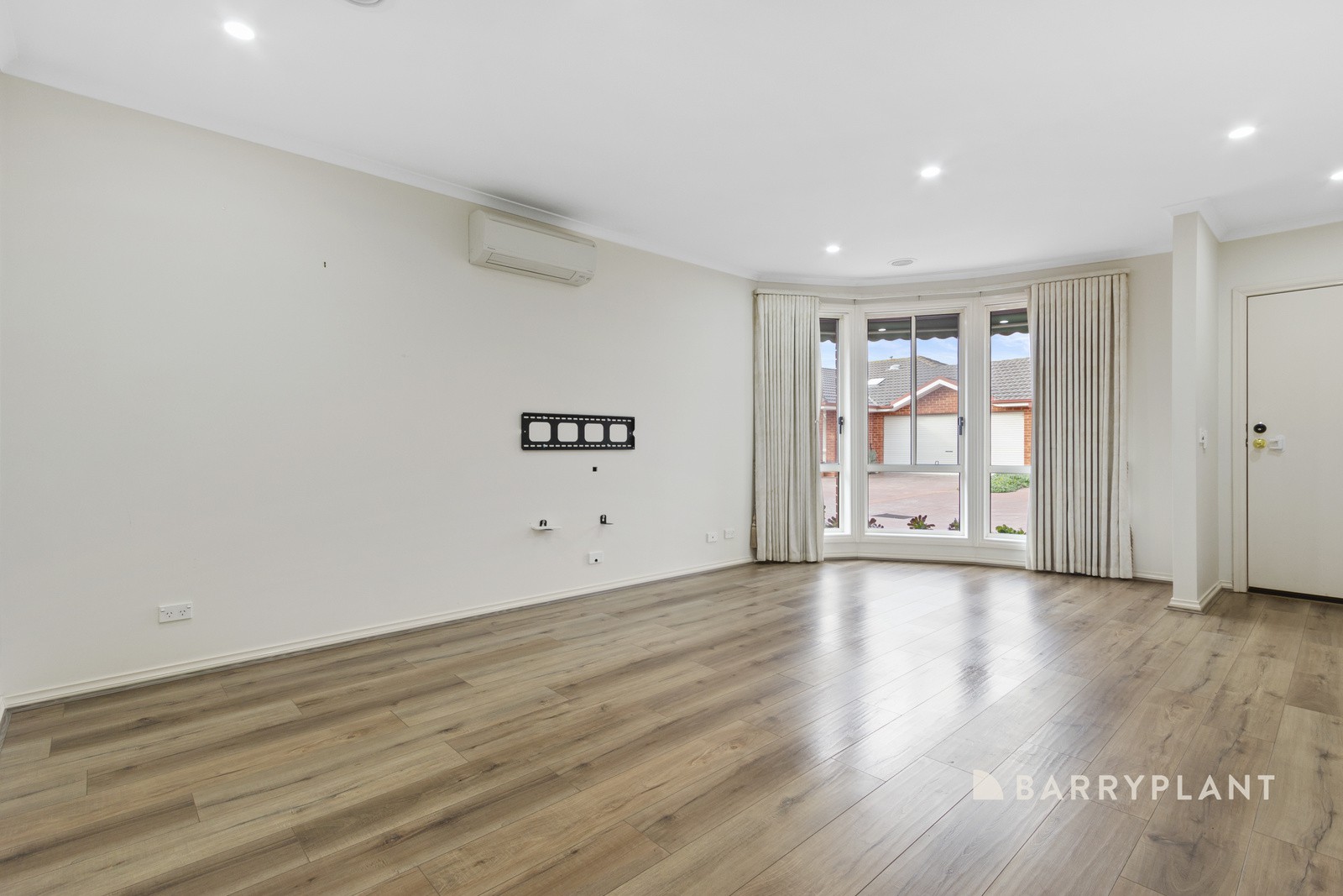 12/33 Elliot Street, Knoxfield, VIC 3180, Knoxfield - Thumbnail 2