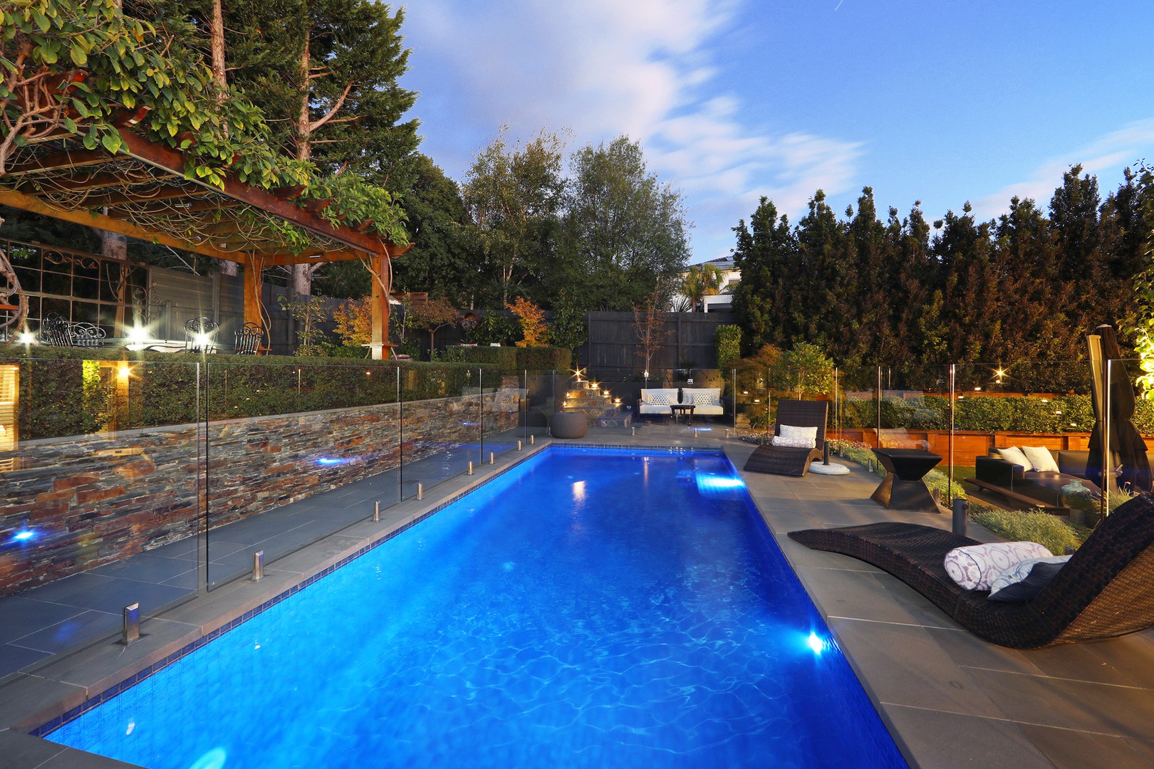 12 Allamanda Boulevard, Lysterfield, VIC 3156, Lysterfield - Thumbnail 2