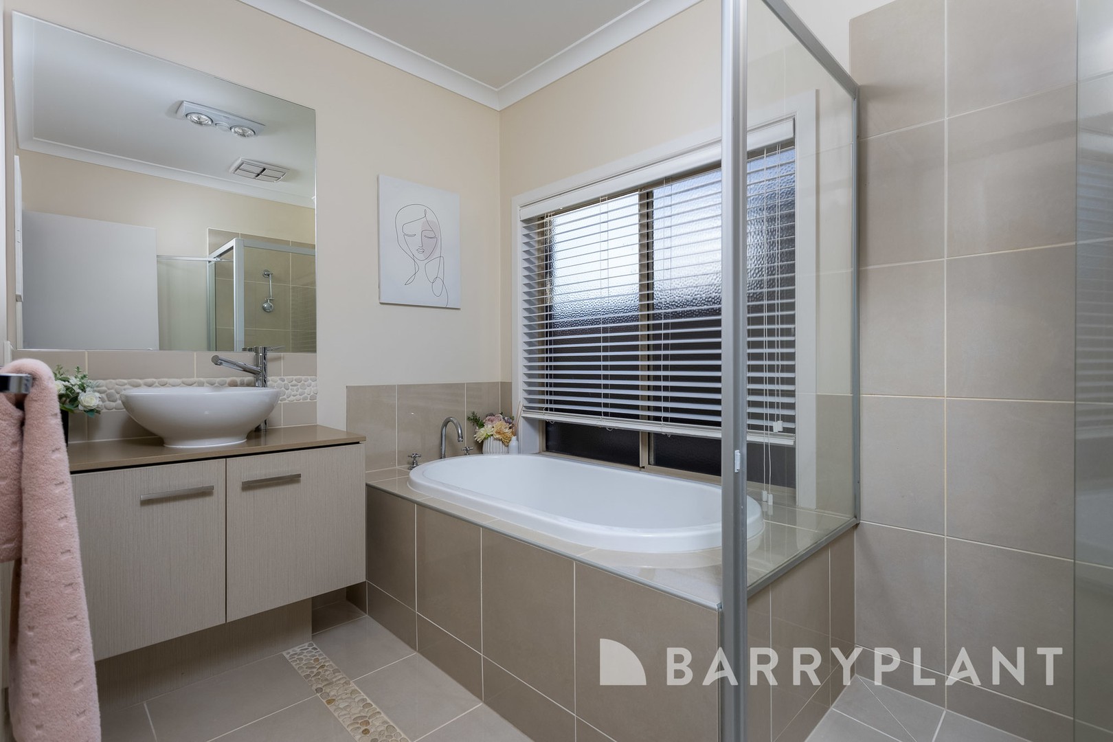 12 Anchor Crescent, Point Cook, VIC 3030, Point Cook - Thumbnail 3