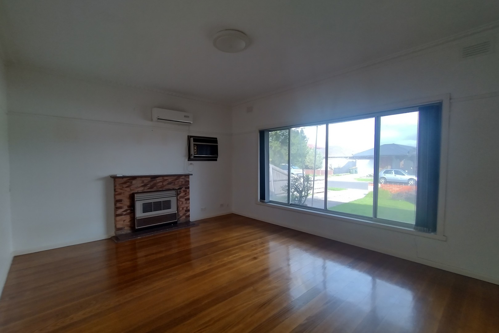 12 Anna Street, St Albans, VIC 3021, St Albans - Thumbnail 2