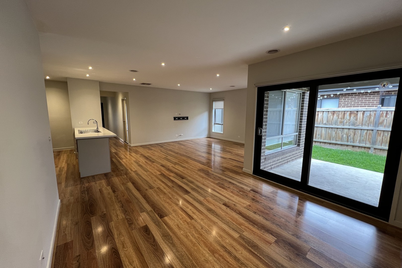 12 Annecy Boulevard, Fraser Rise, VIC 3336, Fraser Rise - Thumbnail 8