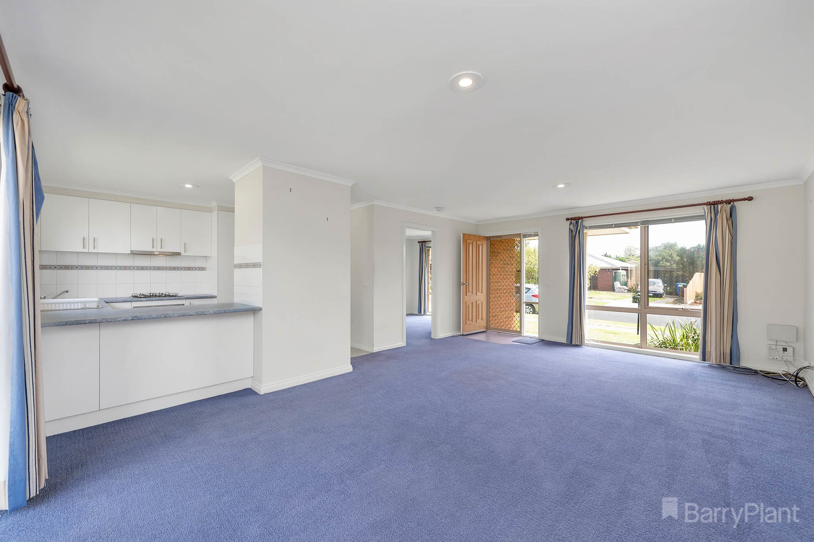 12 Ardmore Street, Cranbourne, VIC 3977, Cranbourne - Thumbnail 4