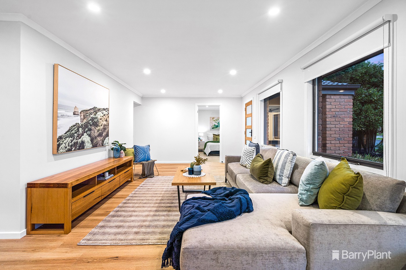 12 Ashcombe Drive, Ringwood, VIC 3134, Ringwood - Thumbnail 2