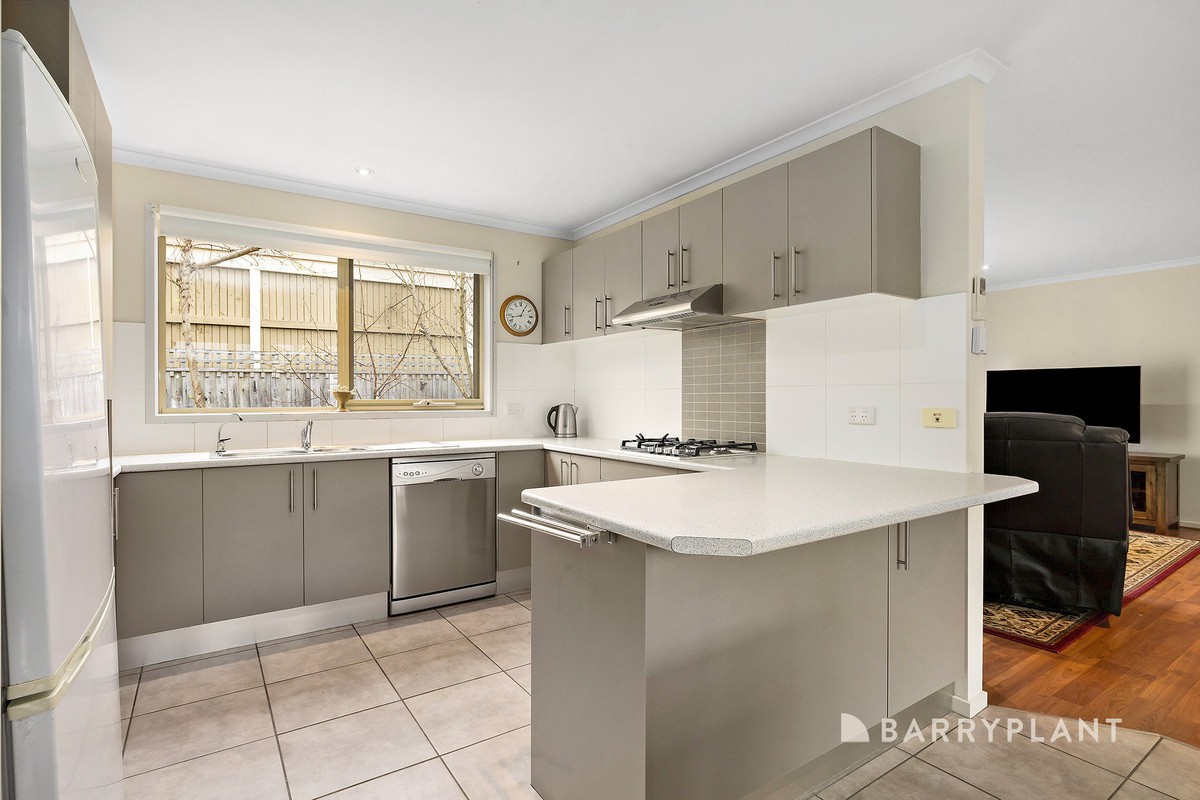 12 Ashenden Square, Rosebud, VIC 3939, Rosebud - Thumbnail 2