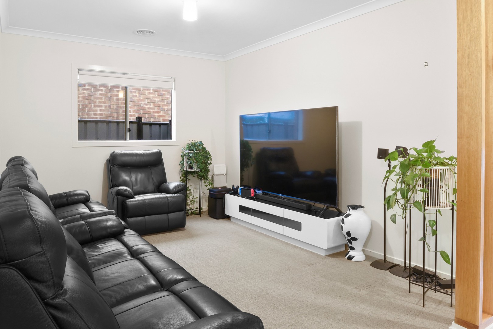 12 Atkinson Close, Point Cook, VIC 3030, Point Cook - Thumbnail 3