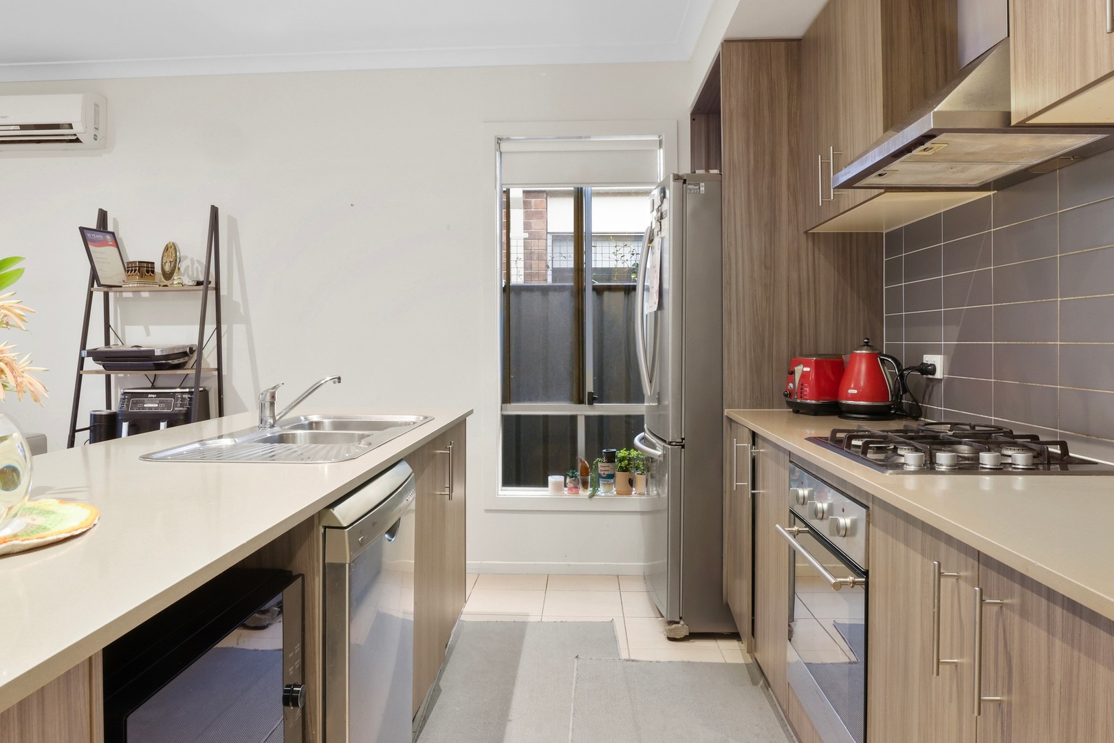 12 Atkinson Close, Point Cook, VIC 3030, Point Cook - Thumbnail 6