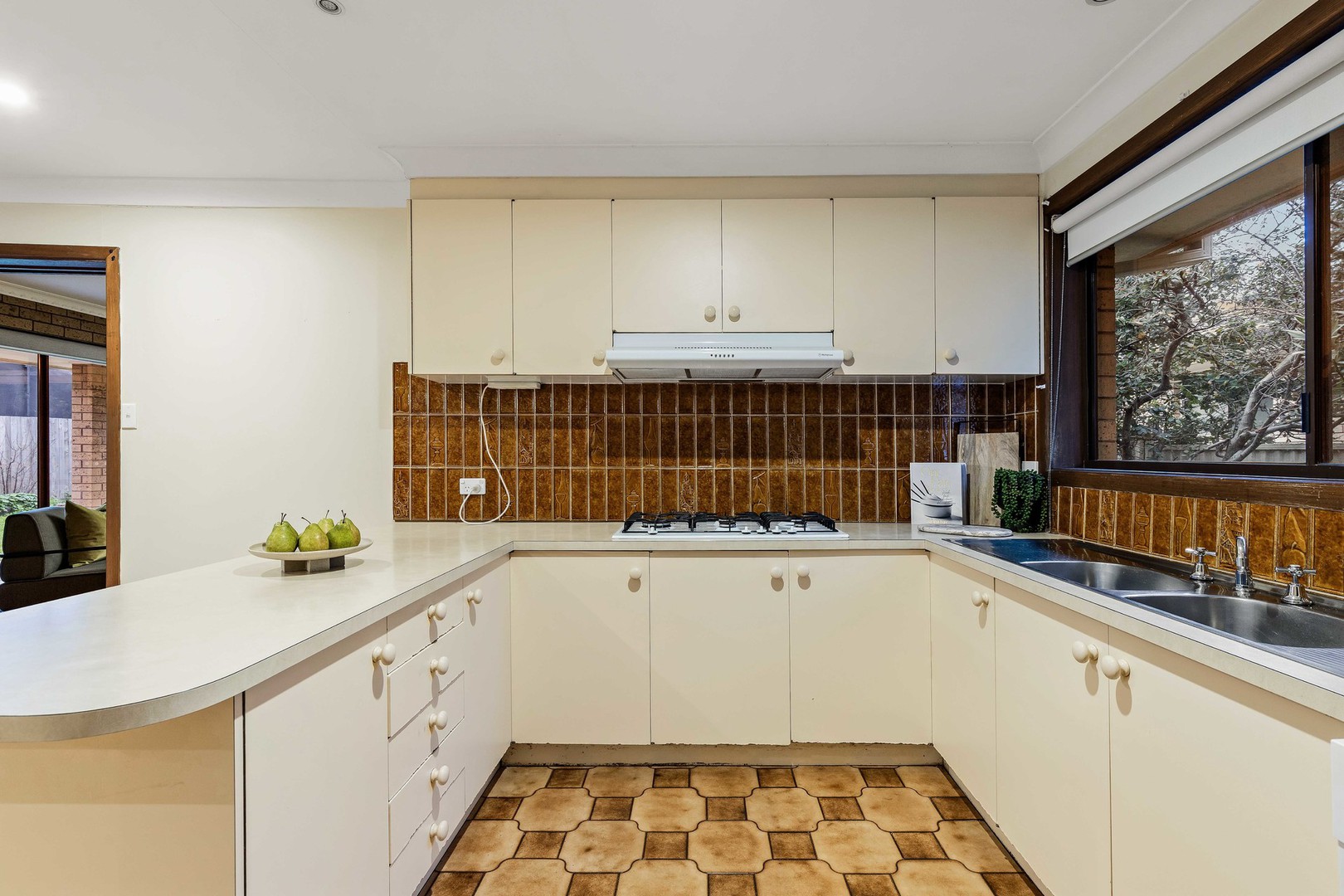 12 Augustines Way, Keilor, VIC 3036, Keilor - Thumbnail 3