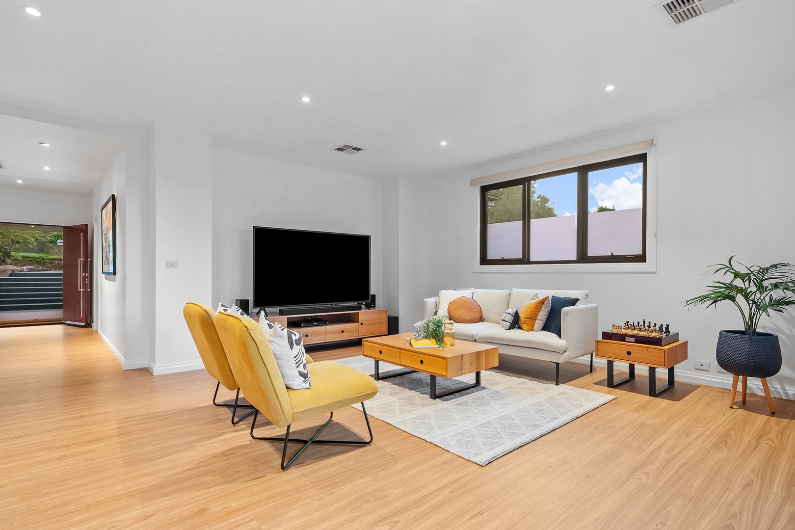 12 Avalon Grove, Ringwood North, VIC 3134, Ringwood North - Thumbnail 2