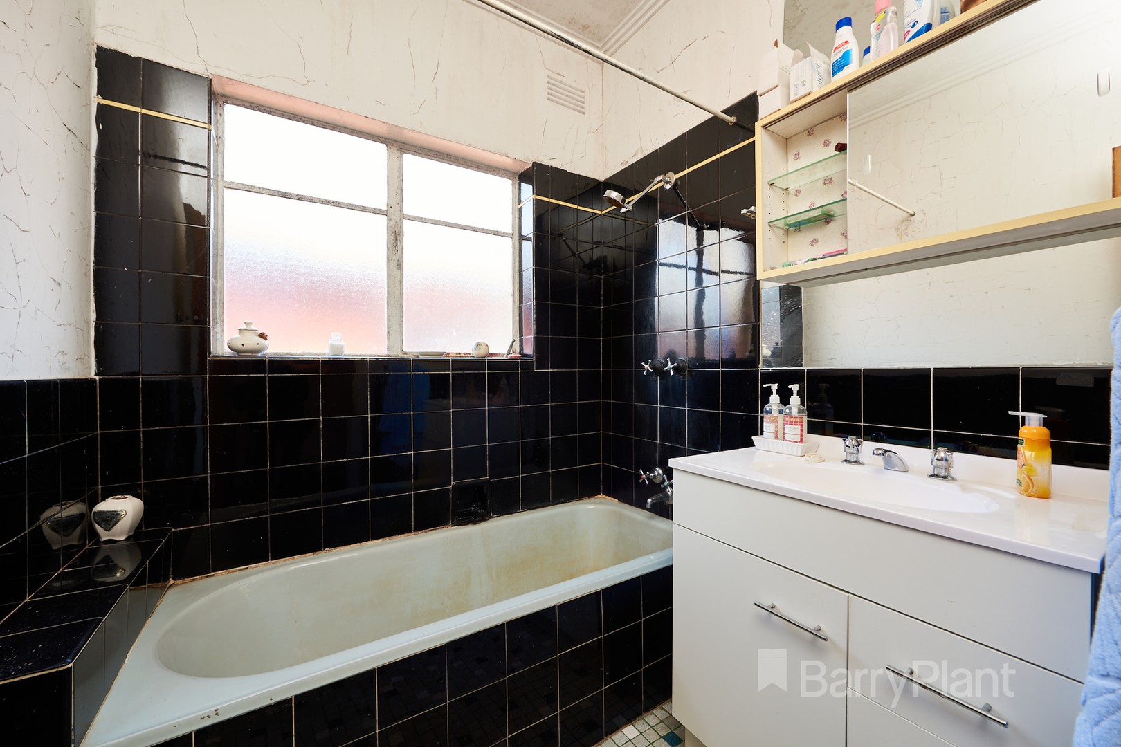 12 Backous Way, Noble Park, VIC 3174, Noble Park - Thumbnail 2