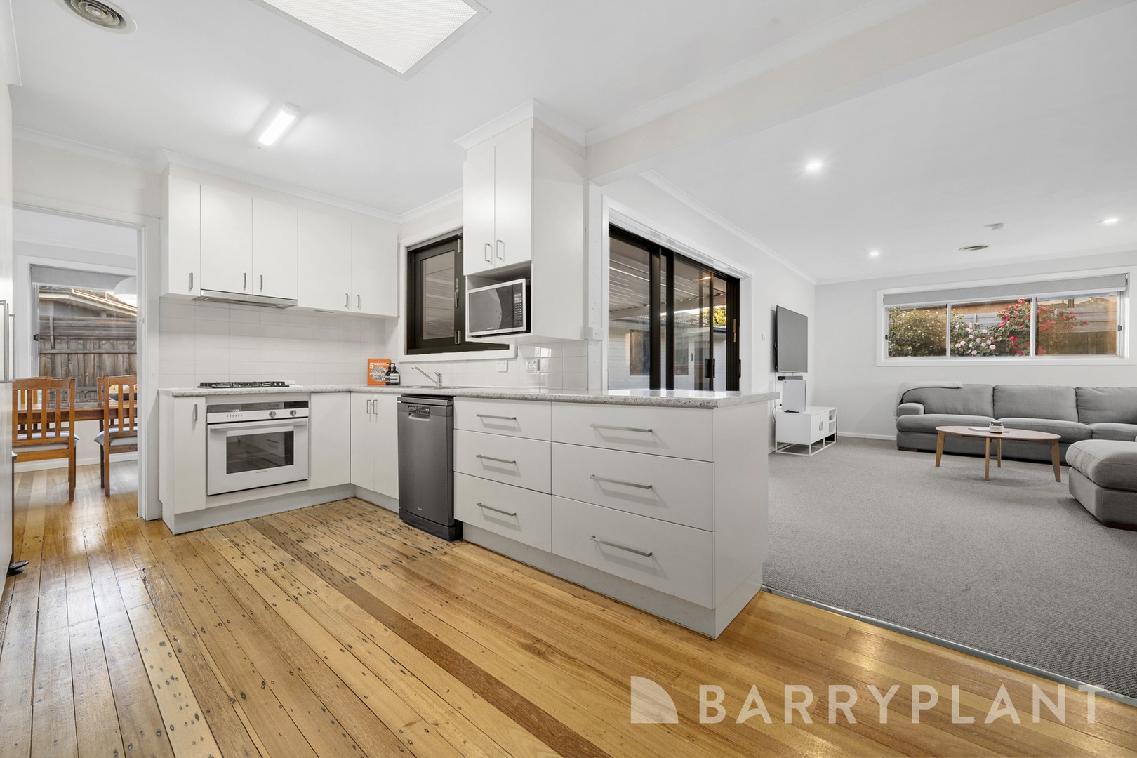 12 Balmoral Avenue, Bundoora, VIC 3083, Bundoora - Thumbnail 5