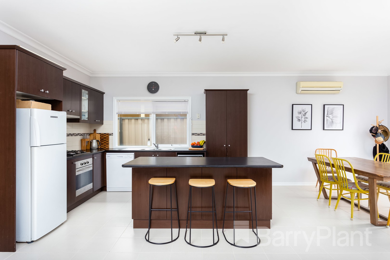 12 Baltimore Drive, Point Cook, VIC 3030, Point Cook - Thumbnail 5