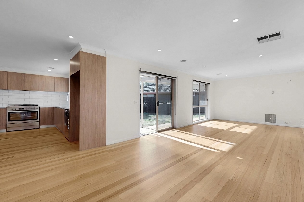 12 Barellan Close, St Albans, VIC 3021, St Albans - Thumbnail 5