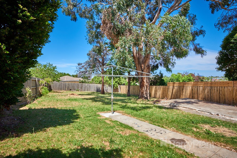 12 Barnett Grove, Noble Park, VIC 3174, Noble Park - Thumbnail 8