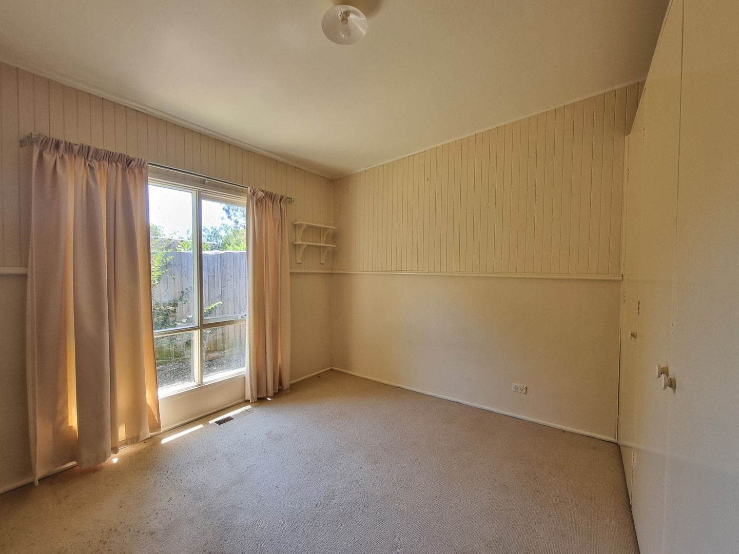 12 Basingstoke Road, Mitcham, VIC 3132, Mitcham - Thumbnail 5