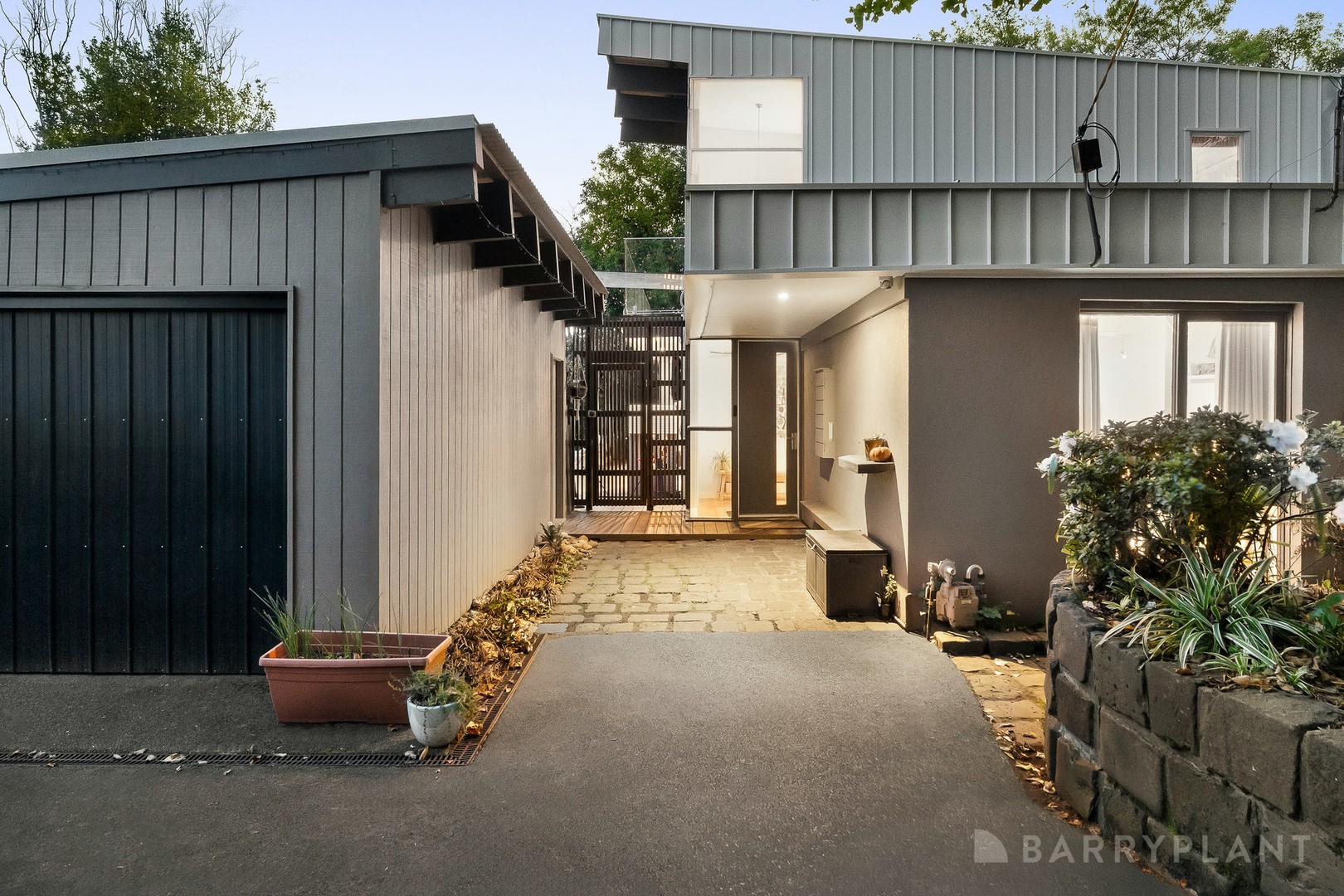 12 Bayview Road, Emerald, VIC 3782 - Thumbnail 2 - 24/04/2026