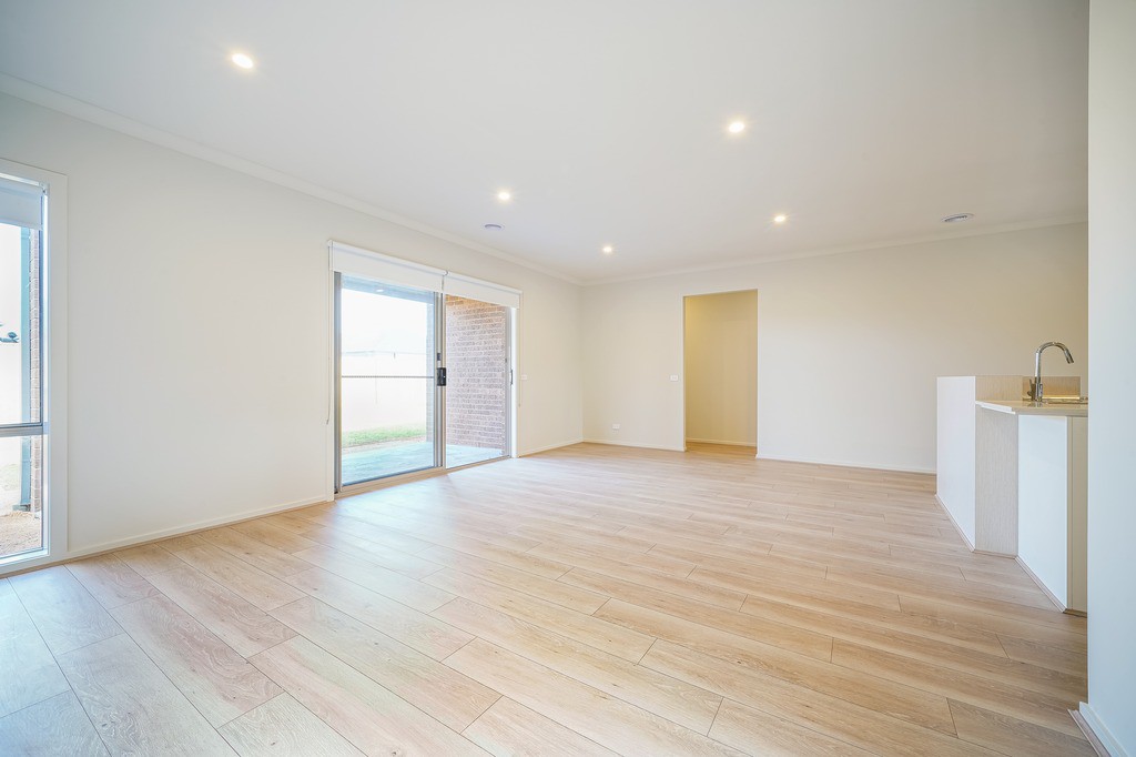 12 Beaumont Avenue, Charlemont, VIC 3217, Charlemont - Thumbnail 4