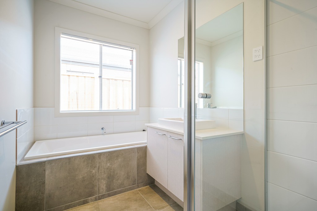 12 Beaumont Avenue, Charlemont, VIC 3217, Charlemont - Thumbnail 7
