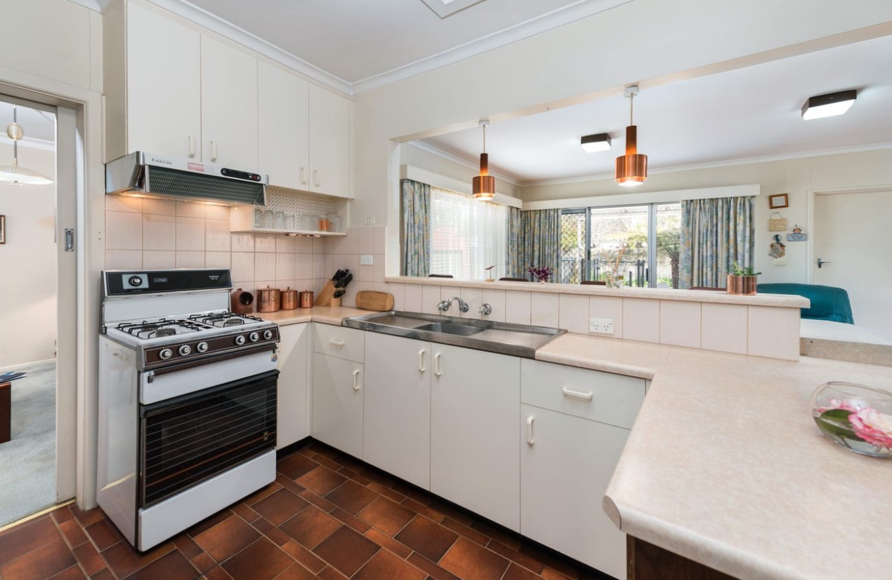 12 Benjamin Street, Box Hill North, VIC 3129, Box Hill North - Thumbnail 2