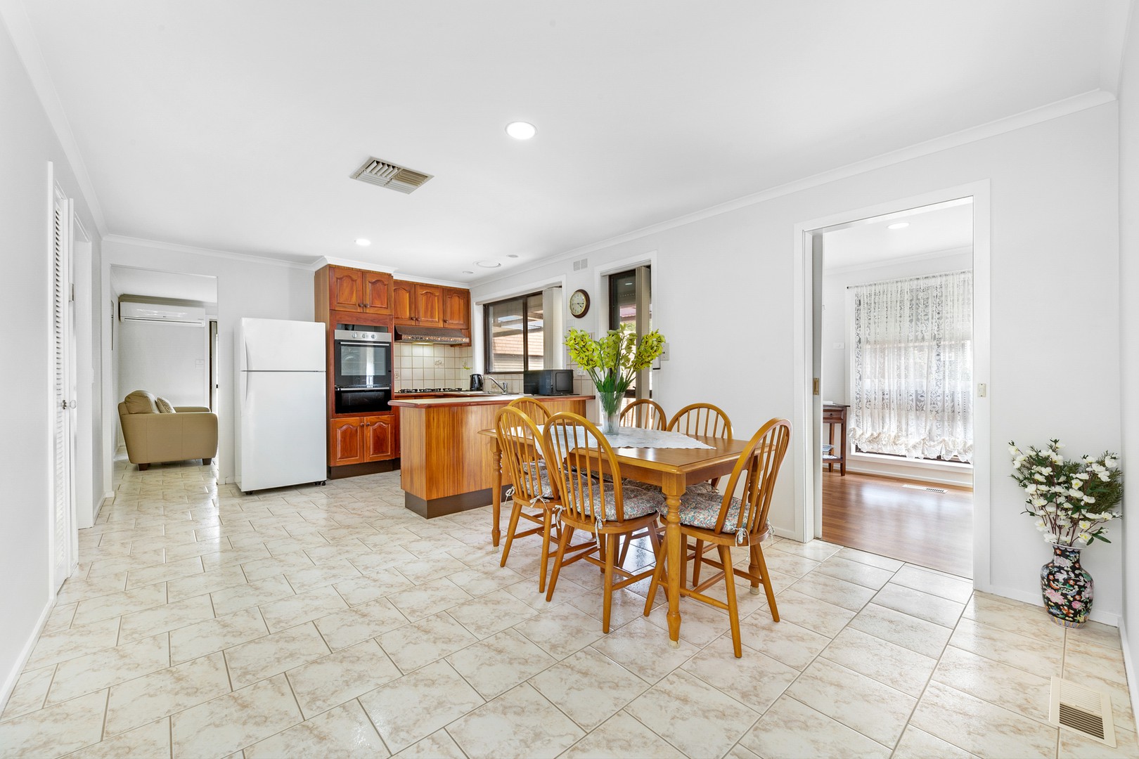 12 Bianchi Court, Keilor Downs, VIC 3038, Keilor Downs - Thumbnail 4