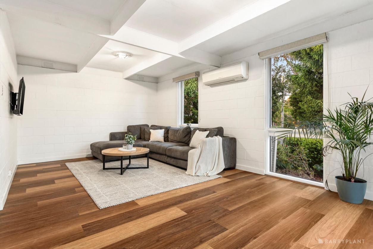 12 Bimbadeen Drive, Mooroolbark, VIC 3138, Mooroolbark - Thumbnail 2