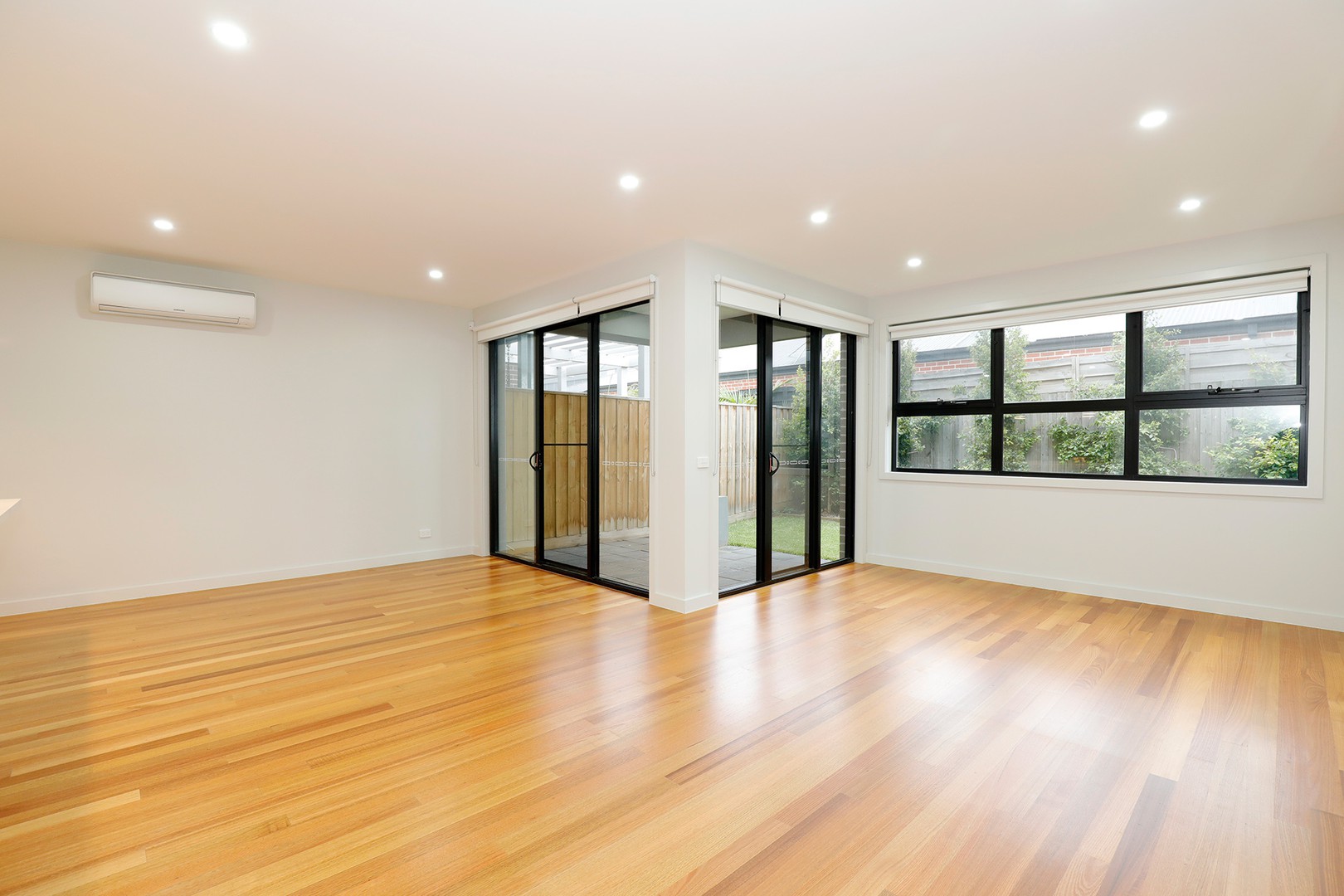 12 Bisque Way, Officer, VIC 3809 - Thumbnail 2 - 19/11/2021