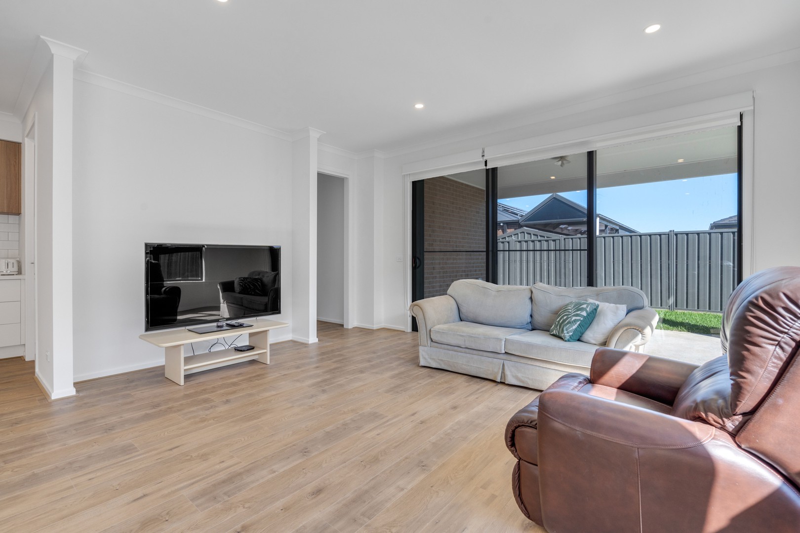 12 Bittersweet Drive, Kalkallo, VIC 3064, Kalkallo - Thumbnail 6