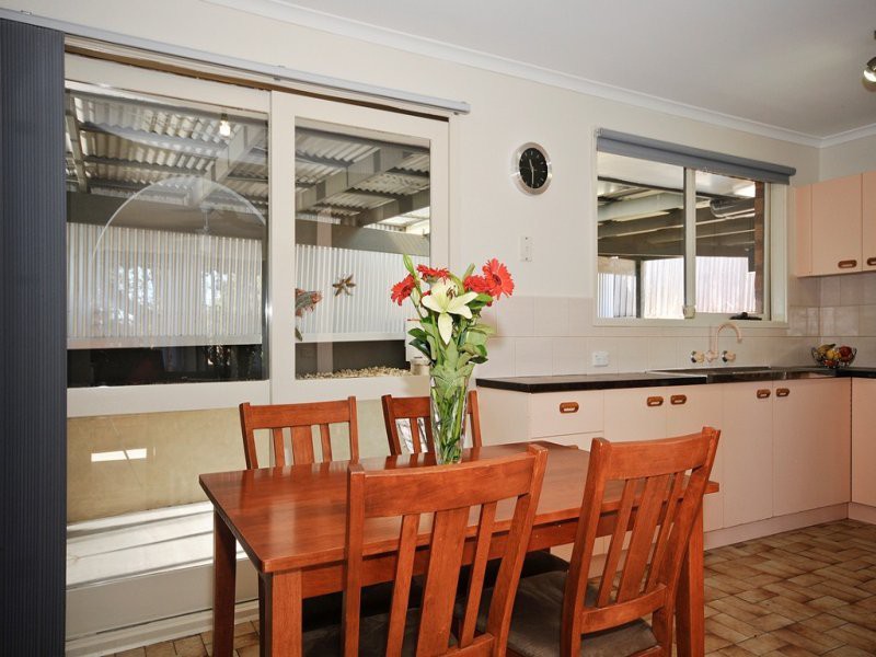 12 Blackfriars Lane, Chirnside Park, VIC 3116, Chirnside Park - Thumbnail 3