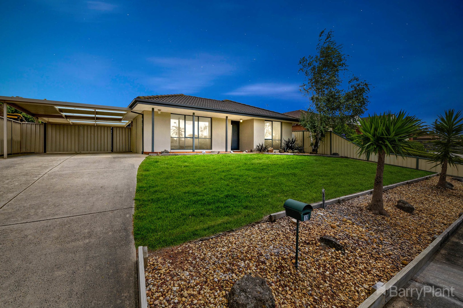 12 Bluegrass Crescent, Pakenham, VIC 3810, Pakenham - Thumbnail 2