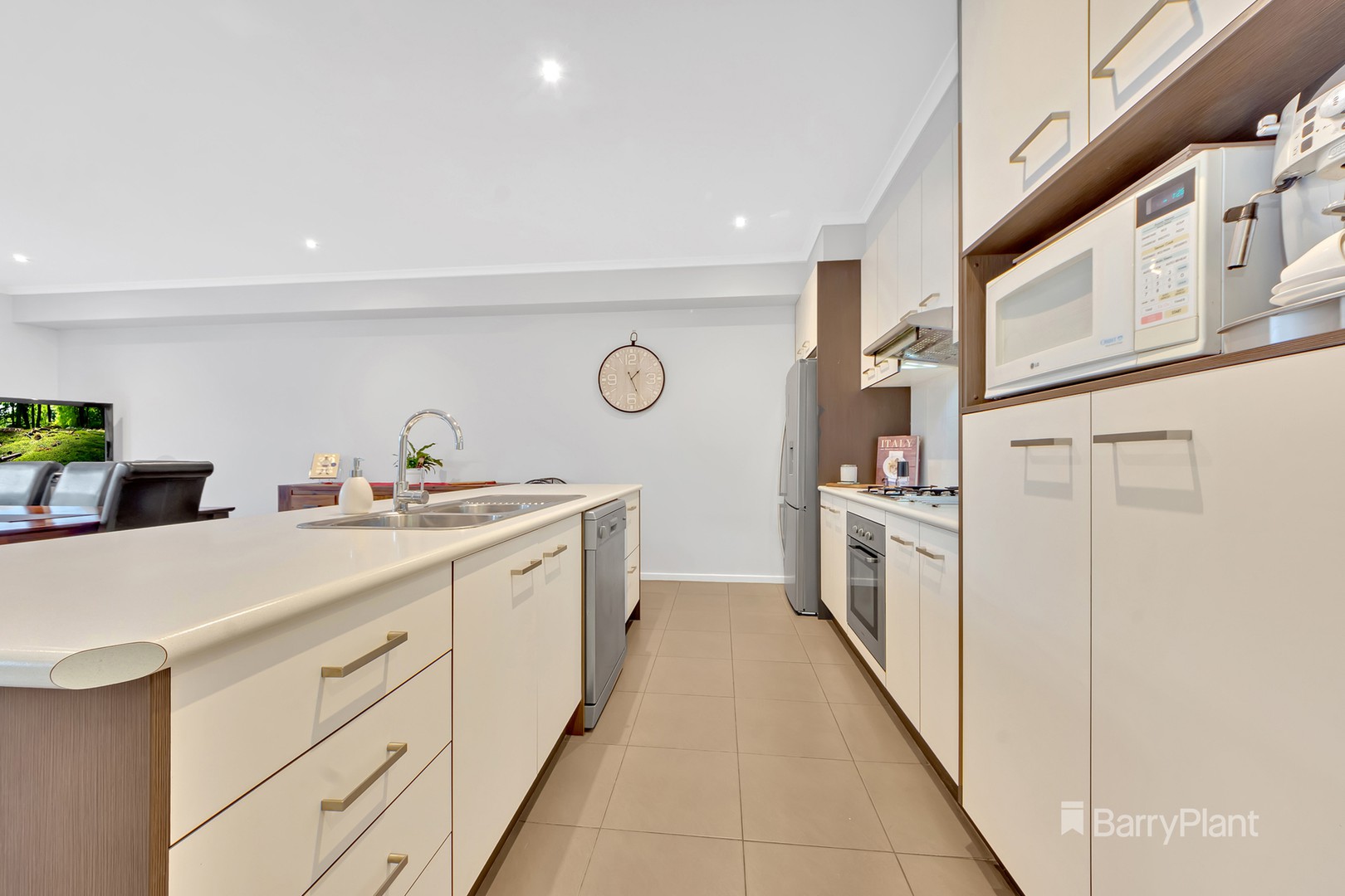 12 Bonniebird Lane, South Morang, VIC 3752, South Morang - Thumbnail 4