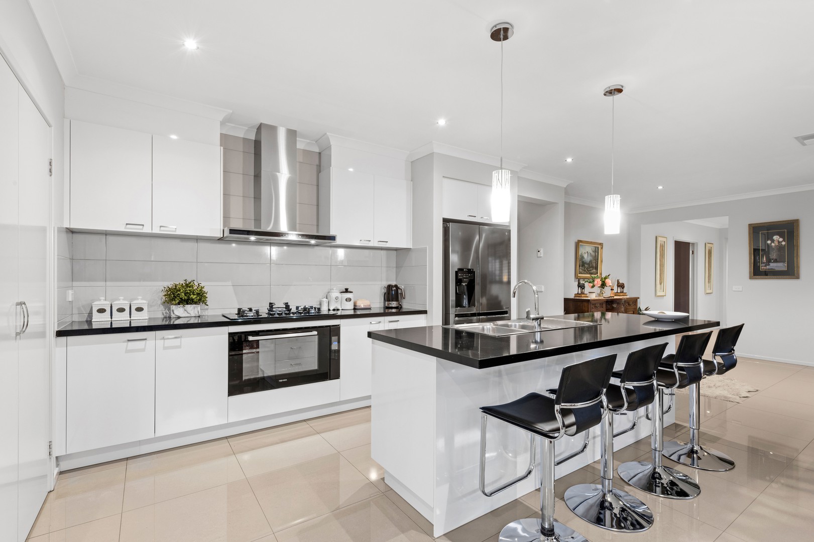 12 Borestane DriveDoreen, VIC 3754, Doreen - Thumbnail 2