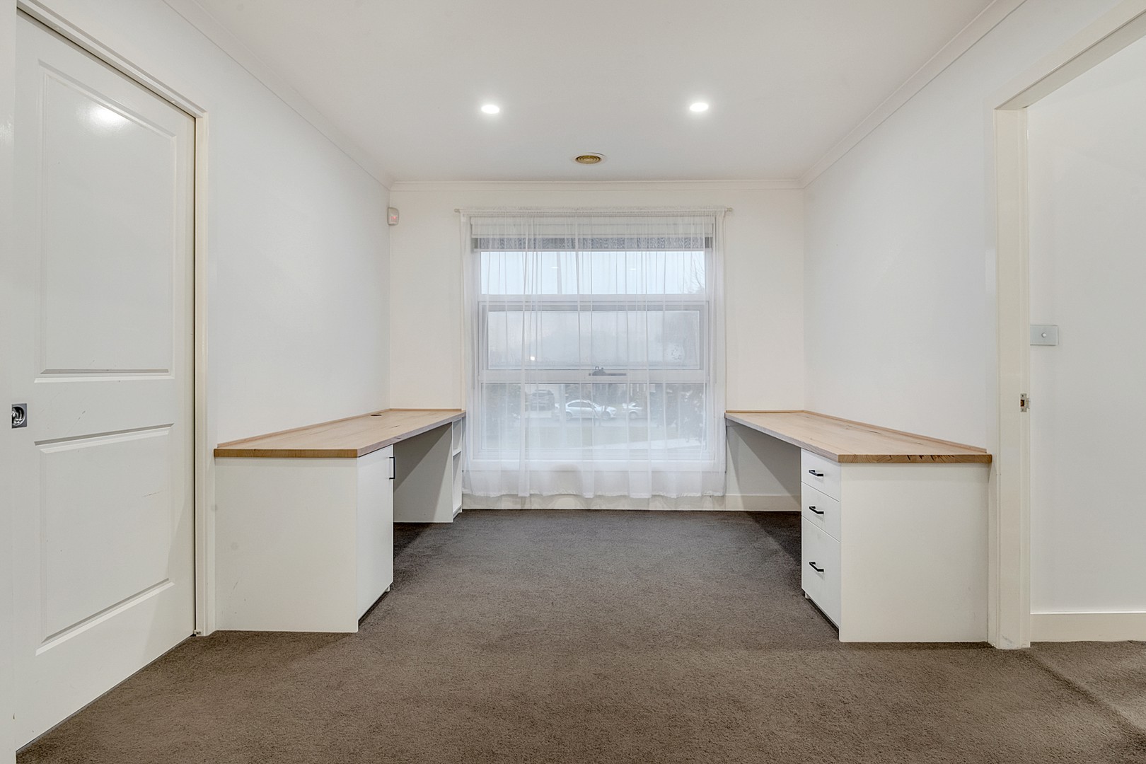 12 Bradano Lane, Roxburgh Park, VIC 3064, Roxburgh Park - Thumbnail 8